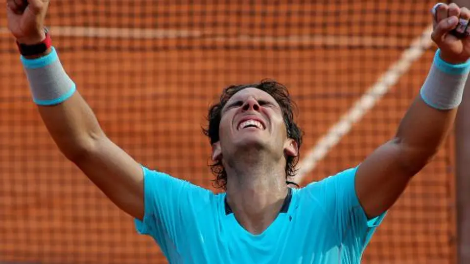 Nadal consigue quinto título consecutivo de Roland Garros