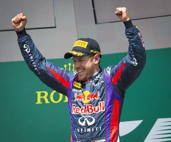 Vettel renueva con Red Bull hasta 2015