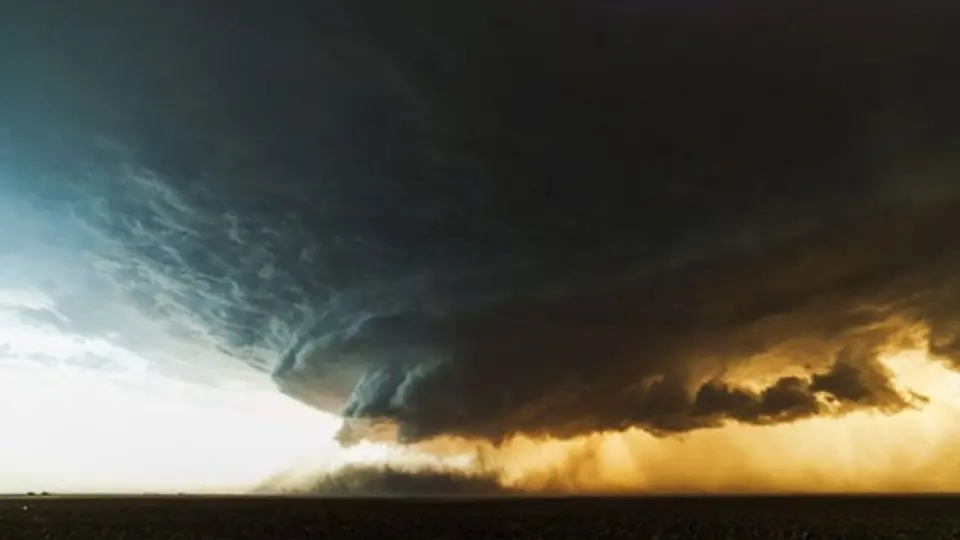 Fotógrafo estadounidense capta creación de una tormenta