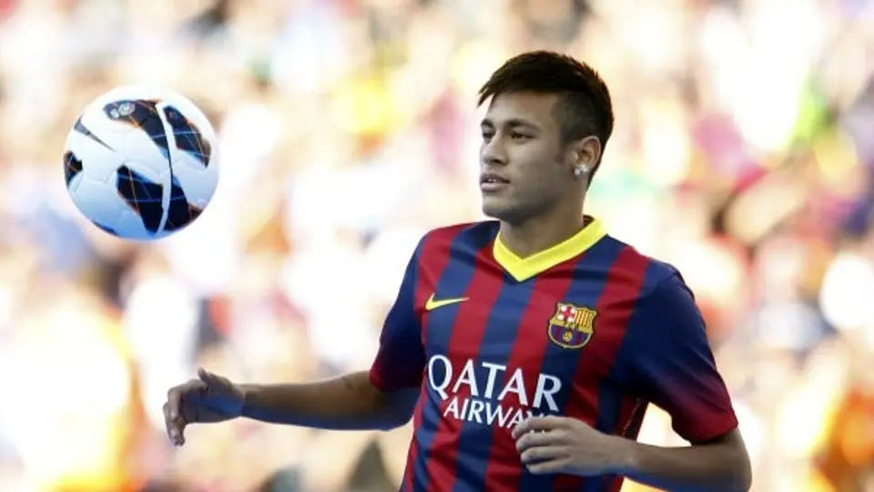 'Neymar tiene capacidad para superar a Messi': Pelé