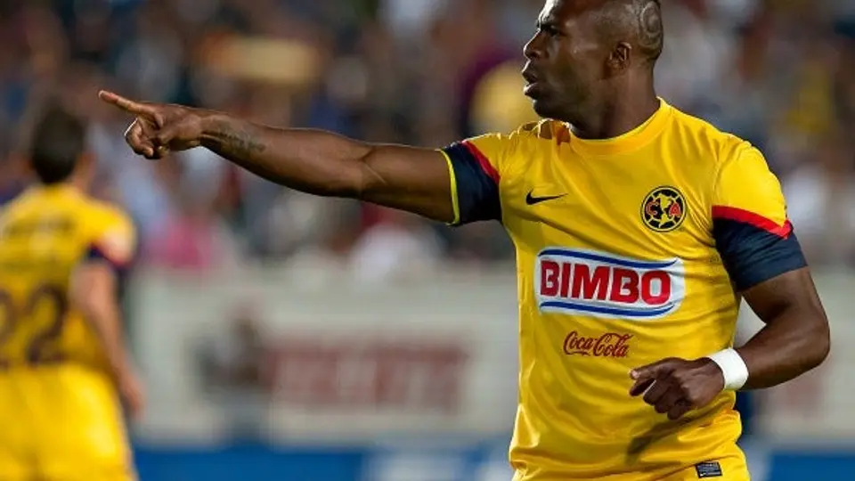 Benítez podría ser el primer tricampeón de goleo en torneos cortos