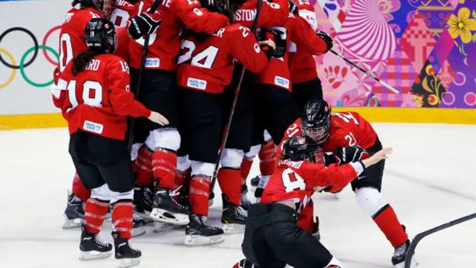 Canadá consigue dramático Oro sobre EU