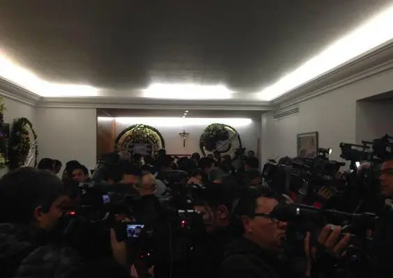 Personalidades se despiden de Sulaimán