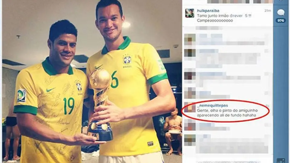 Hulk toma foto en vestidor y Cavalieri aparece semidesnudo