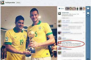 Hulk toma foto en vestidor y Cavalieri aparece semidesnudo