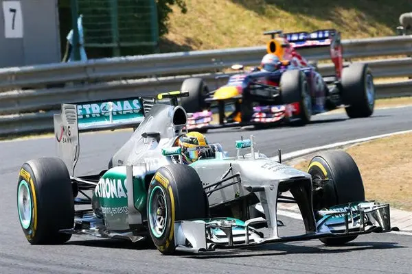Hamilton conquista Hungría