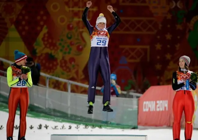 Vogt, primera campeona de salto de esquí