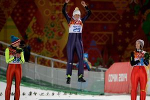 Vogt, primera campeona de salto de esquí
