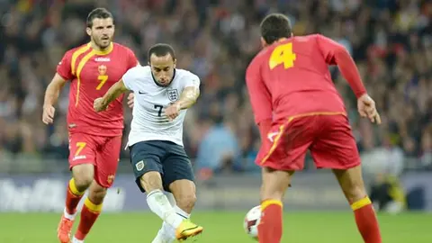 Inglaterra derrota a Montenegro y se acerca al Mundial