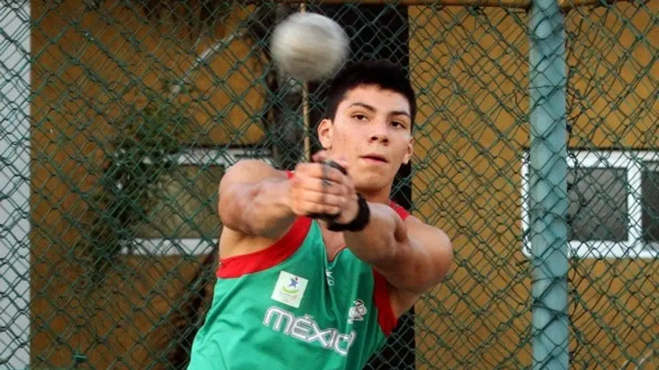 Diego del Real consigue Oro en lanzamiento de martillo