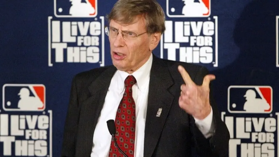 Bud Selig anuncia su retiro para 2015
