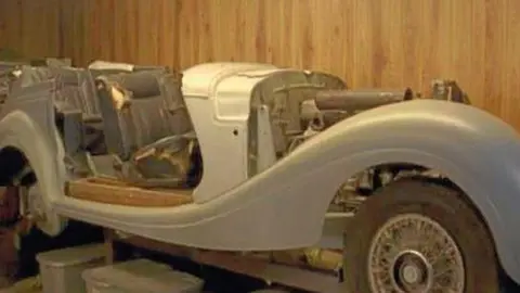 Subastan el Mercedes del lugarteniente de Hitler
