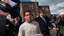 Tévez paga para no hacer servicio comunitario