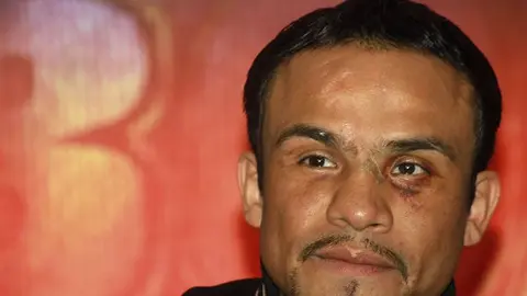 'Dinamita' Márquez, por quinto título ante Bradley