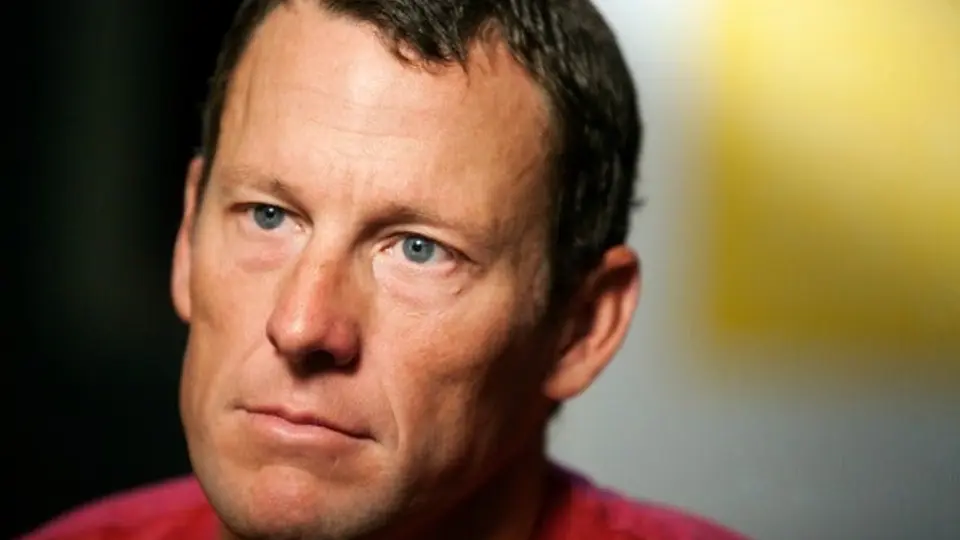 COI pide a Armstrong que devuelva su medalla Olímpica