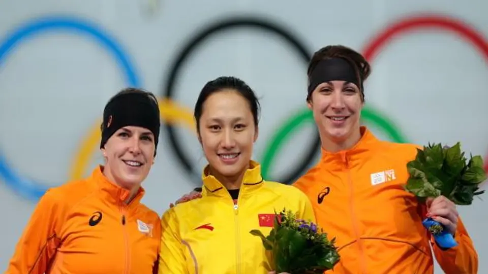 China supera a Holanda en patinaje de velocidad femenil