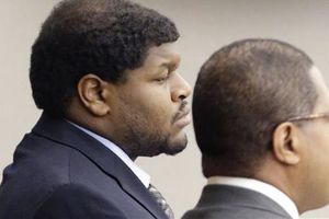 Josh Brent, sentenciado a 180 días de cárcel