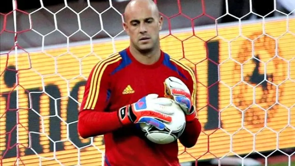Pepe Reina tendría acuerdo con el Nápoles