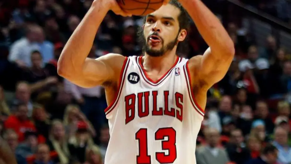 Noah se somete a cirugía en la rodilla izquierda