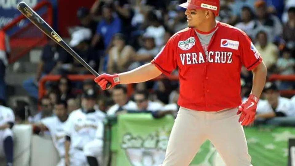 Jugador de beisbol asegura que le ofrecieron dinero por dejarse ganar