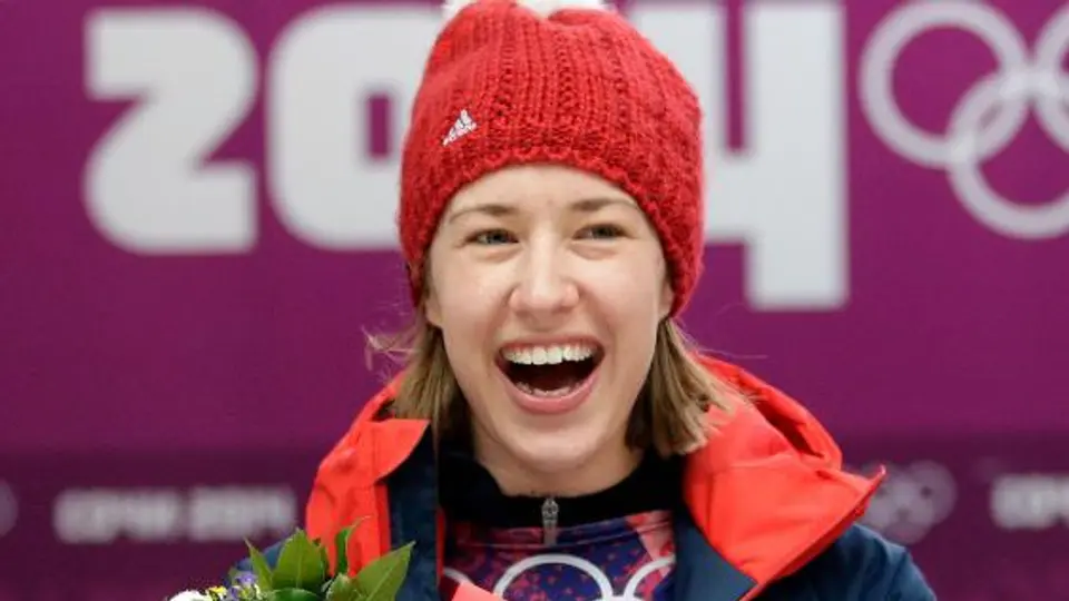 Yarnold cumple y se lleva el Oro en skeleton