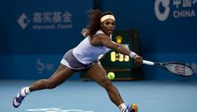 Serena Williams se impone en su regreso al Abierto de Beijing