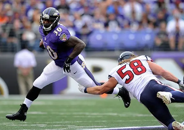 Baltimore arrolla a los Texanos