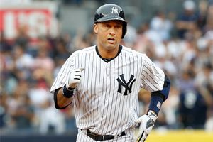 Jeter vuelve con Yanquis y pega jonrón