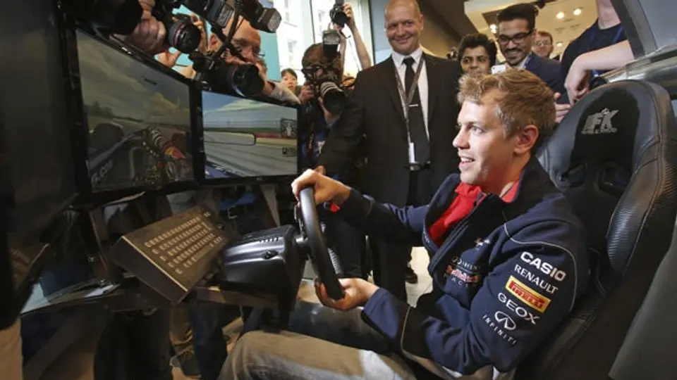 Critica Vettel retraso de Pirelli con neumáticos nuevos