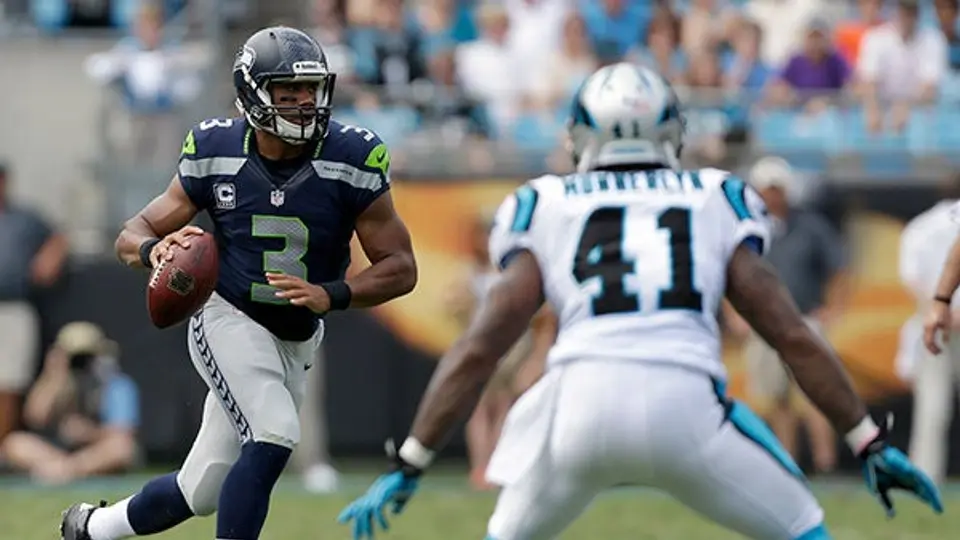 Wilson lidera victoria de Seattle sobre Carolina