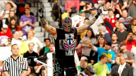 Rey Mysterio, el enmascarado más impresionante