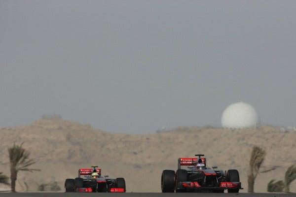 'Checo' Pérez logró superar a su coequipero Jenson Button | EFE