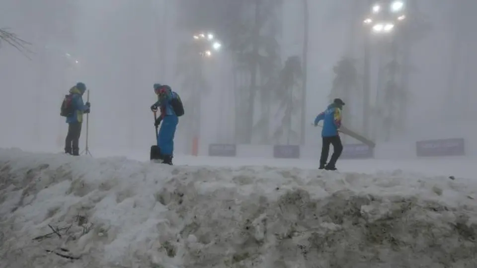 Niebla en Sochi se prolongará dos días más