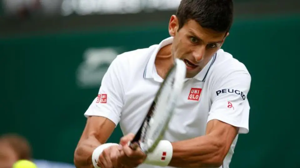 Djokovic y Murray avanzan sin problemas en Wimbledon