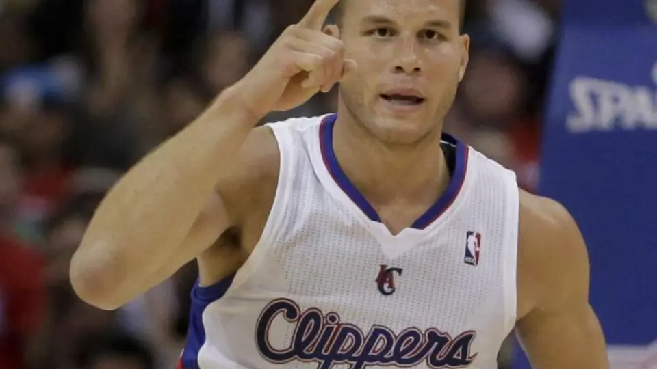 Clippers pasa sobre Golden State y empata la serie