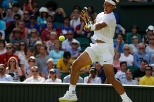 Rafael Nadal avanza en Wimbledon
