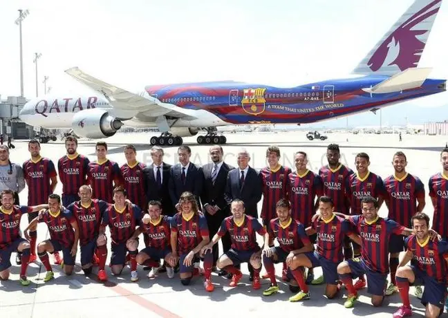 Qatar Airways presenta avión del Barcelona