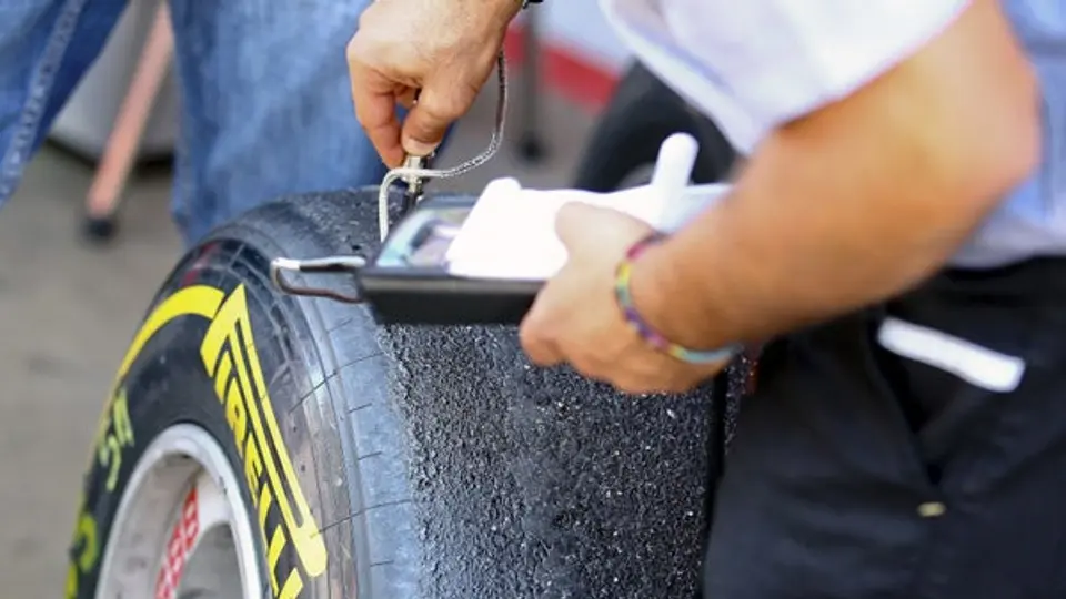 Pirelli no hará cambios en la fabricación de los neumáticos