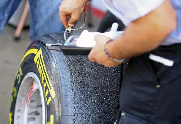 Pirelli no hará cambios en la fabricación de los neumáticos