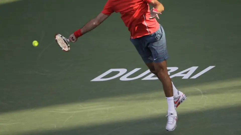 Del Potro abandona torneo de Dubai por lesión