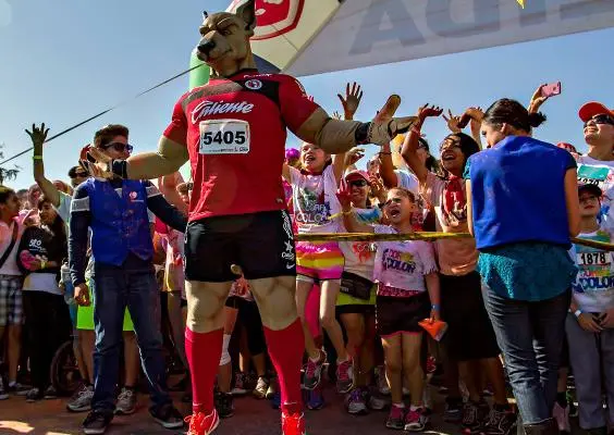 Xolos participa en carrera contra el cáncer