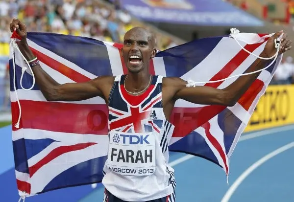 Mo Farah gana los 10 mil metros en Mundial de Moscú