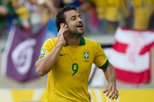 Fred celebra su anotación, la primera de Brasil | MEXSPORT