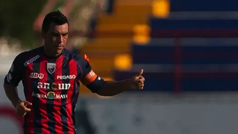 Esteban Paredes, nuevo jugador del Querétaro