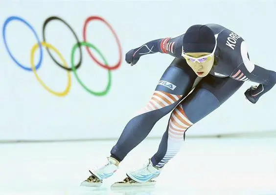 Lee Sang Hwa, patinadora de velocidad, se lleva el oro