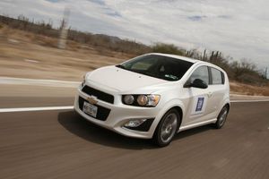Chevrolet Sonic RS, a la venta a partir de abril