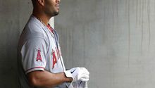 Piden desestimar la demanda de Pujols contra Clark