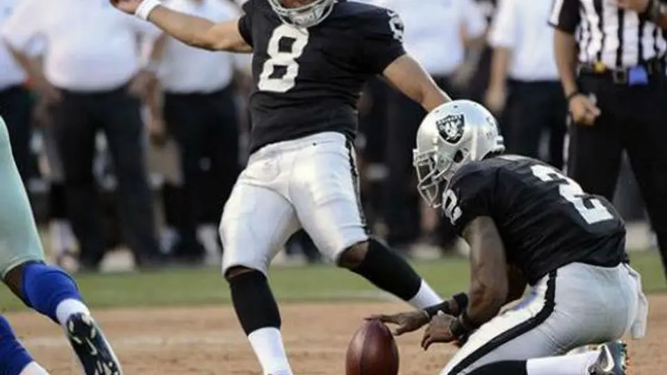 Eddy Carmona espera tener acción en la NFL