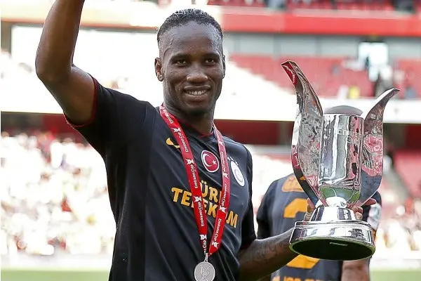 Galatasaray se proclama campeón de la Emirates Cup