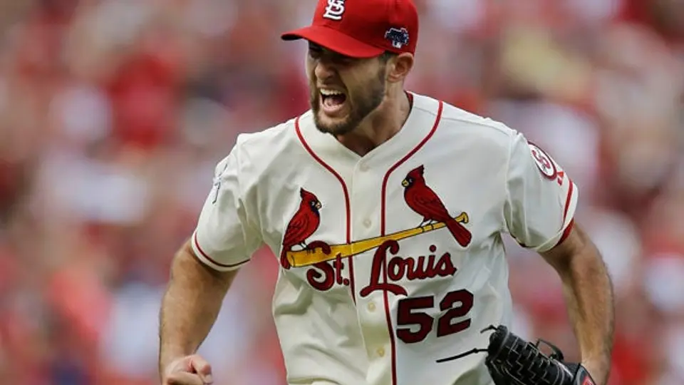 Cardenales aumentan su ventaja en la serie frente a Dodgers